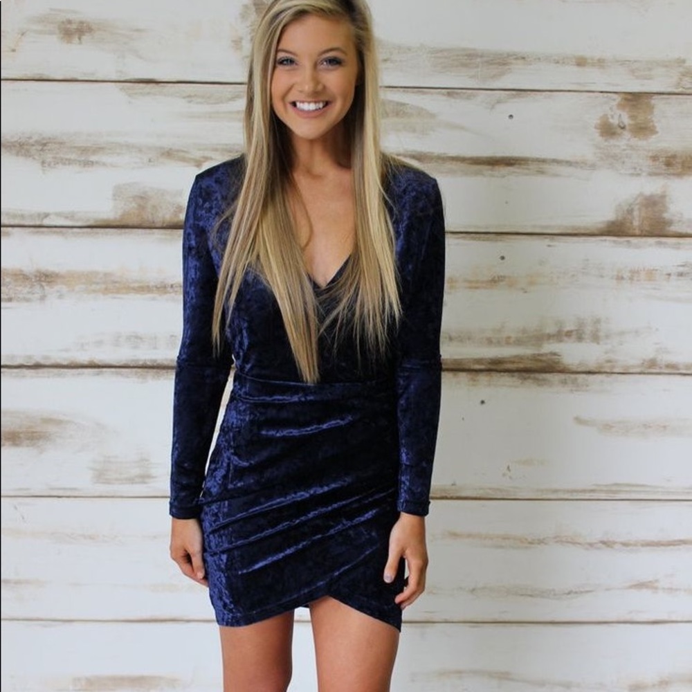 Black velvet long sleeve mini dress